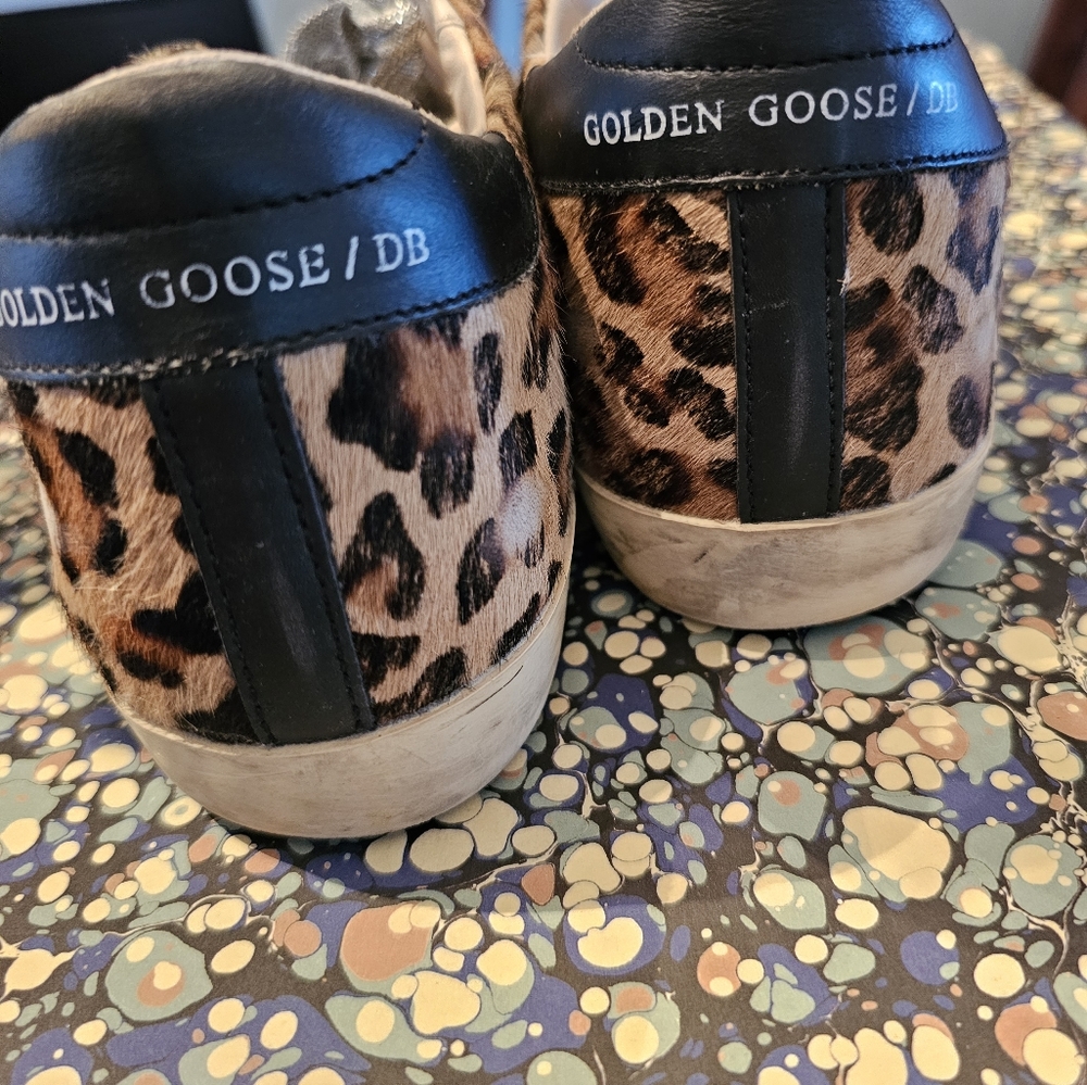 Sneakers - Picture 2 of 8